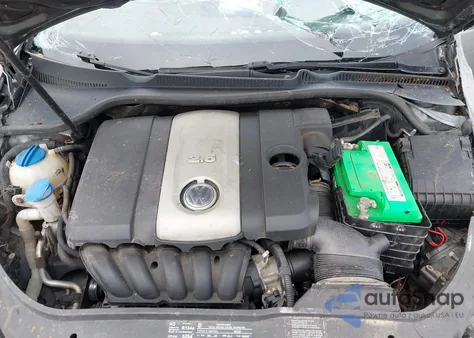 2007 Volkswagen Rabbit 2-Door из США, поврежденный, VIN WVWBS71K57W159129